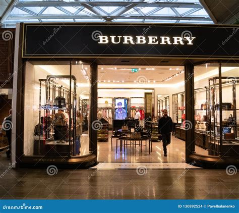 Find Burberry Stores in Izmir, Turkey 